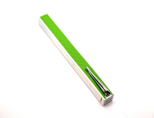 Penwak Swivel Case Pure White Carbon Fibre Green