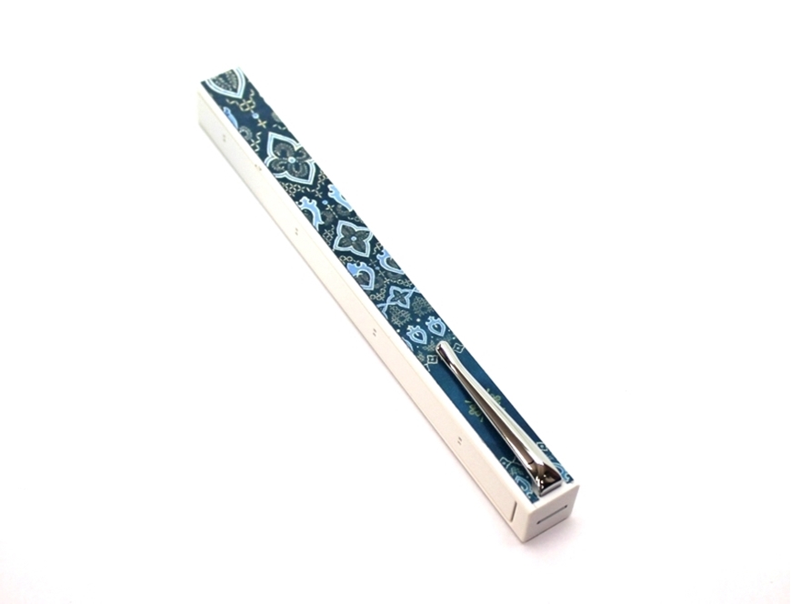 Penwak Swivel Case Pure White Turkish Blue